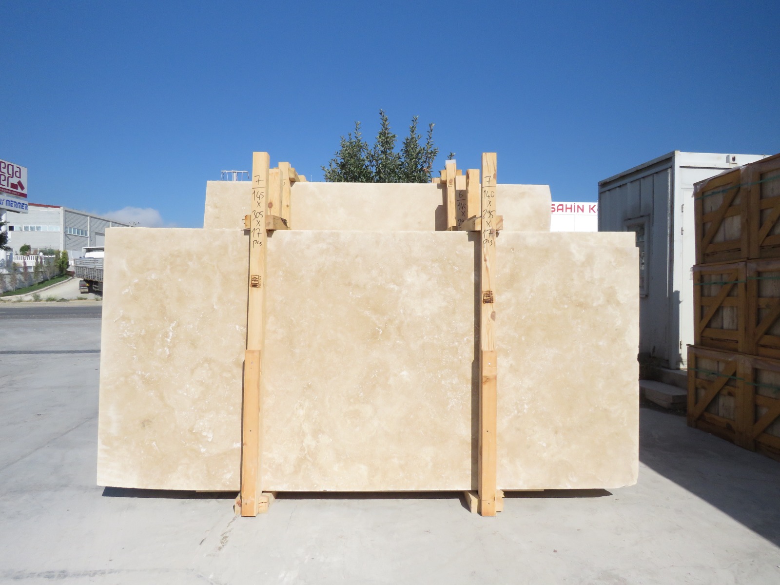 Light Travertine Cross Cut