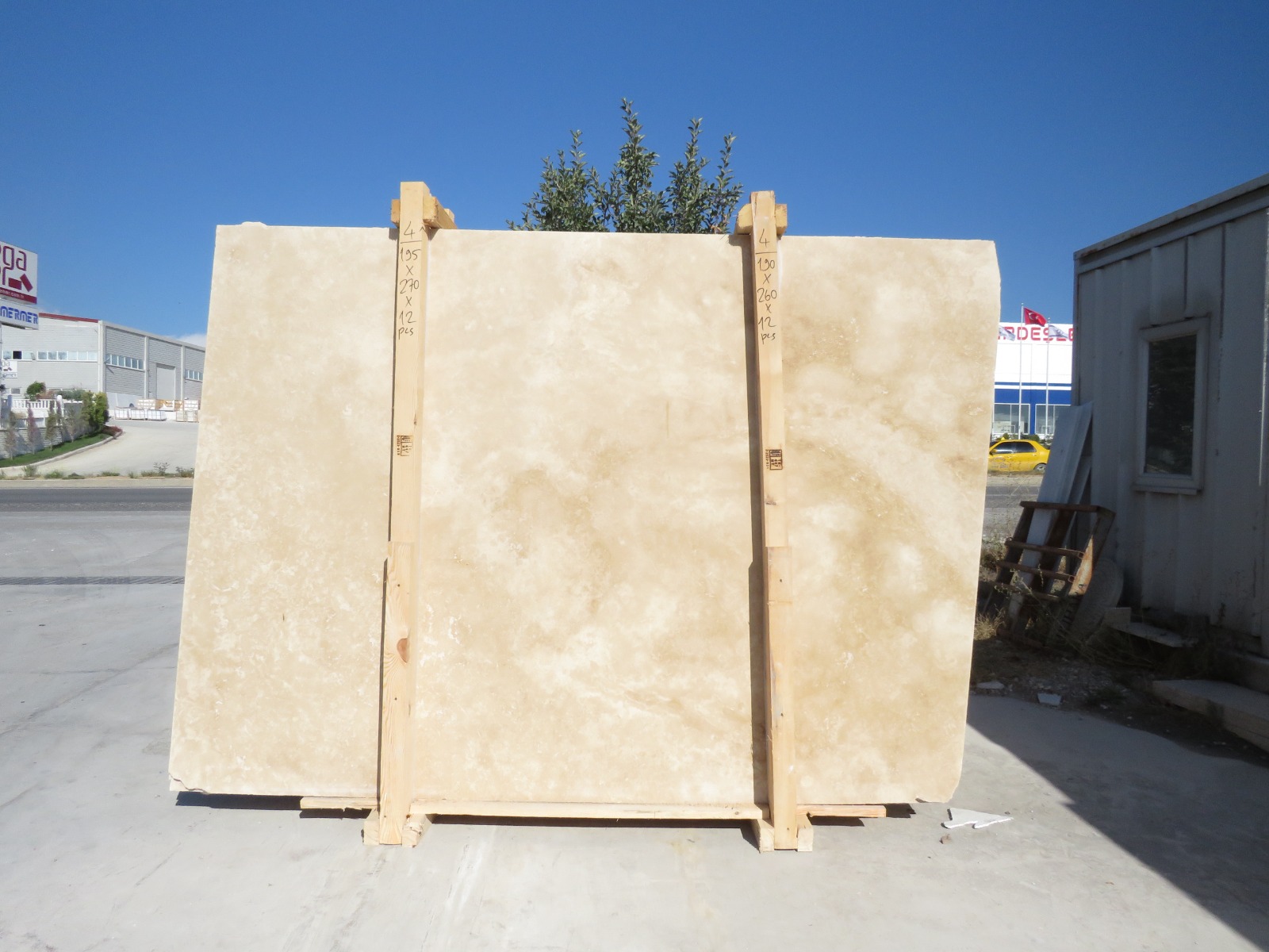 Light Travertine Cross Cut