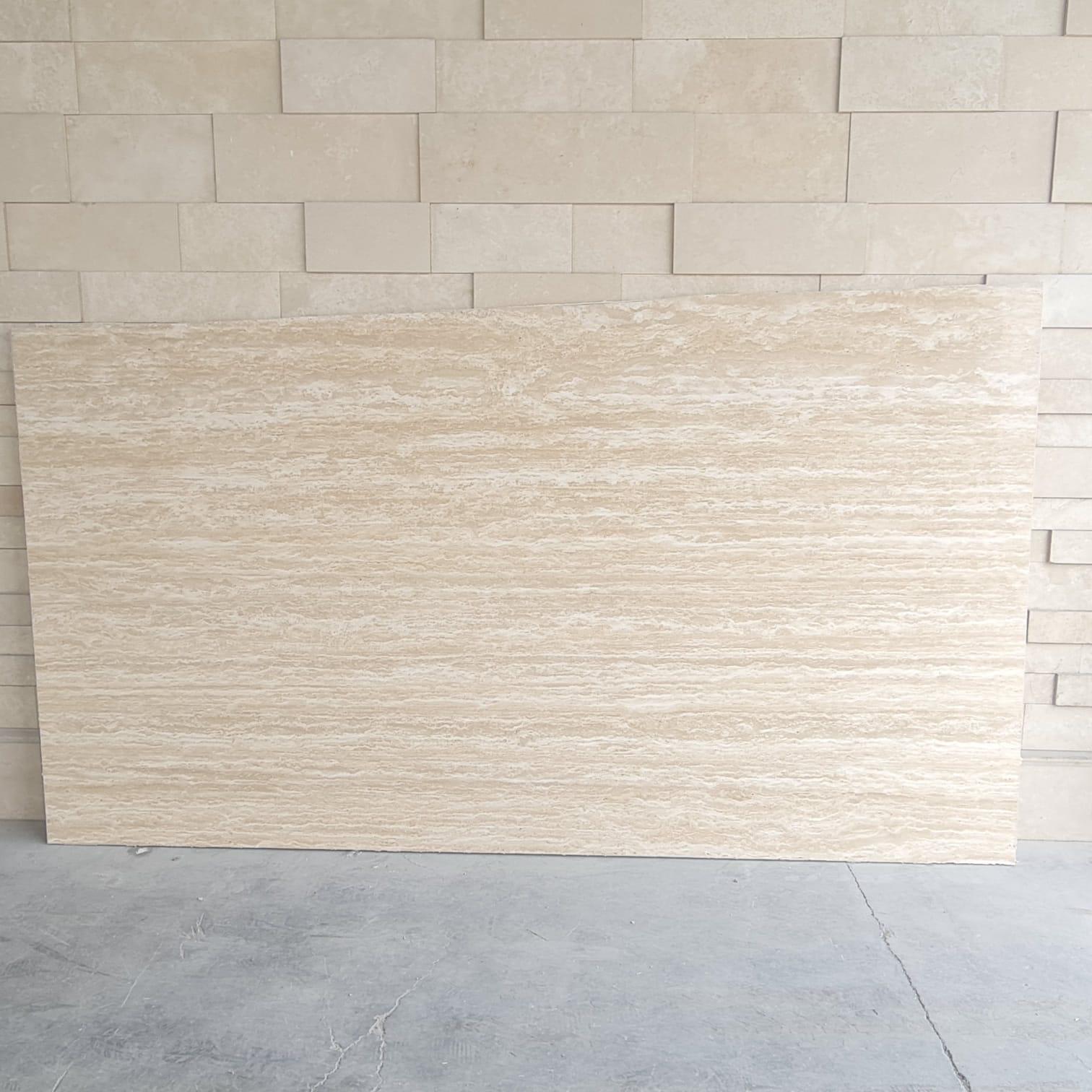 Light Travertine Vein Cut